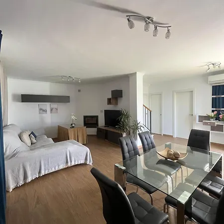 Niza Night And Day Holiday home Malaga